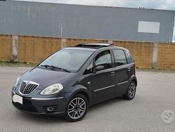 Grigio Usata 2010 Lancia Musa Monovolume | 4300 €