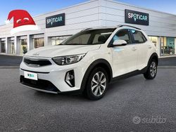 Bianco Usata 2022 Kia Stonic Style SUV | 14.950 € (Buon prezzo)