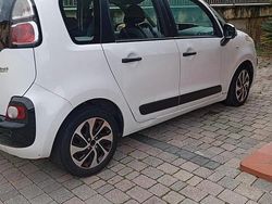 Bianco Usata 2013 Citroën C3 Picasso Monovolume | 2900 € (Buon prezzo)