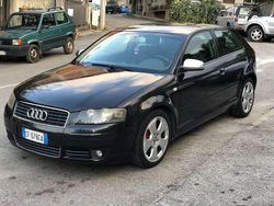 Nero Usata 2003 Audi A3 Ambition Tre volumi | 3000 €