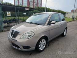Grigio Usata 2009 Lancia Ypsilon Due volumi | 2300 € (Buon prezzo)
