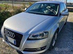 Grigio Usata 2010 Audi A3 Ambiente Tre volumi | 7400 € (Buon prezzo)