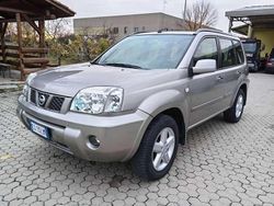 Grigio Usata 2004 Nissan X-Trail SUV | 2900 € (Buon prezzo)
