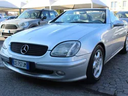 Argento Usata 2001 Mercedes SLK200 Cabrio | 5900 € (Ottimo prezzo)