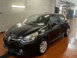 Nero Usata 2015 Renault Clio IV Tre volumi | 6490 € (Buon prezzo)