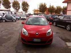 Rosso Usata 2008 Renault Twingo Dynamique Due volumi | 2499 € (Buon prezzo)