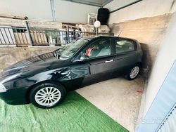 Nero Usata 2007 Alfa Romeo 147 Due volumi | 1800 € (Buon prezzo)