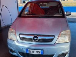 Usata 2009 Opel Meriva Monovolume | 3000 € (Molto cara)