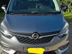 Grigio Usata 2018 Opel Zafira Innovation Monovolume | 12.900 € (Cara)