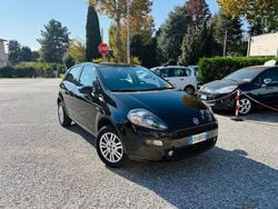 Nero Usata 2015 Fiat Punto Due volumi | 5790 € (Buon prezzo)