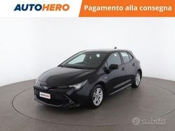 Nero Usata 2019 Toyota Corolla Active Tre volumi | 15.999 € (Buon prezzo)