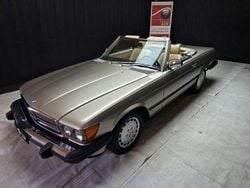 Oro Usata 1987 Mercedes 560 Cabrio | 27.900 €