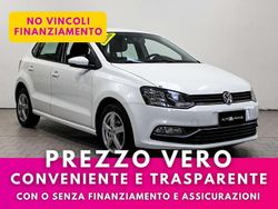 Bianco Usata 2015 VW Polo Comfortline Tre volumi | 7499 € (Buon prezzo)