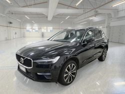 Nero Usata 2022 Volvo XC60 Momentum SUV | 27.700 € (Buon prezzo)