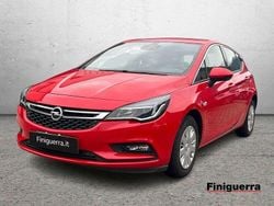 Rosso Usata 2016 Opel Astra Innovation Tre volumi | 9800 € (Ottimo prezzo)