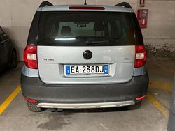 Usata 2010 Skoda Yeti SUV | 7500 € (Cara)