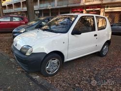 Bianco Usata 2004 Fiat 600 Due volumi | 1750 € (Buon prezzo)