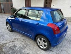 Blu Usata 2006 Suzuki Swift Due volumi | 2900 €