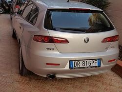Grigio Usata 2008 Alfa Romeo 159 Station wagon | 2500 € (Ottimo prezzo)