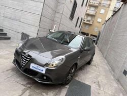 Grigio Usata 2015 Alfa Romeo Giulietta Progression Tre volumi | 5300 € (Ottimo prezzo)