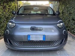 Grigio Usata 2021 Fiat 500e Icon Due volumi | 12.800 € (Buon prezzo)