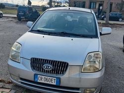 Grigio Usata 2004 Kia Picanto Due volumi | 900 €