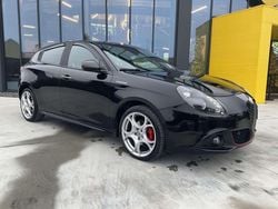 Nero Usata 2017 Alfa Romeo Giulietta Super Tre volumi | 14.500 € (Molto cara)