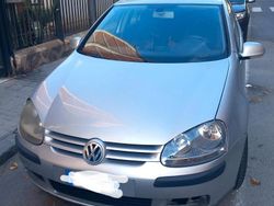 Grigio Usata 2004 VW Golf V Comfortline Tre volumi | 2200 € (Ottimo prezzo)