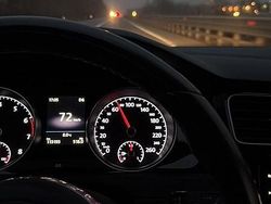 Nero Usata 2019 VW Golf R-line Tre volumi | 18.000 €