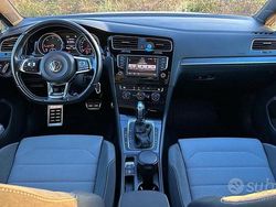 Bianco Usata 2016 VW Golf VII R-line Tre volumi | 14.500 € (Buon prezzo)