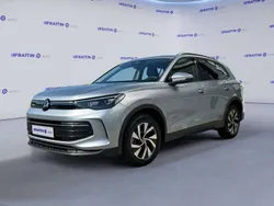Dolomite silver metalizzato Usata 2024 VW Tiguan Edition SUV | 34.990 € (Molto cara)