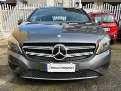 Grigio Usata 2014 Mercedes A180 Tre volumi | 10.900 € (Buon prezzo)