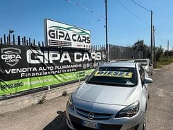 Nero Usata 2014 Opel Astra Tre volumi | 6499 € (Buon prezzo)