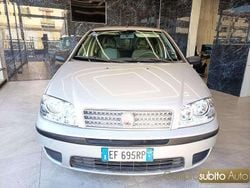 Grigio Usata 2010 Fiat Punto Active Tre volumi | 2500 € (Ottimo prezzo)