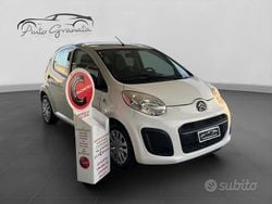 Bianco Usata 2013 Citroën C1 Exclusive Due volumi | 4990 € (Buon prezzo)