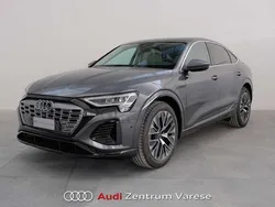 Grigio daytona perla Nuova 2024 Audi Q8 Sportback e-tron S-Line SUV | 81.900 €