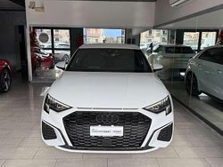 Bianco Usata 2023 Audi A3 S-Line Tre volumi | 29.000 € (Buon prezzo)