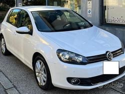 Bianco Usata 2011 VW Golf VI Highline Tre volumi | 8500 € (Buon prezzo)