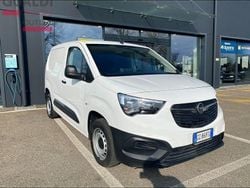 Bianco Usata 2021 Opel Combo Essentia Monovolume | 10.004 € (Buon prezzo)