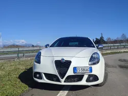 Usata 2013 Alfa Romeo Giulietta Quadrifoglio Due volumi | 7500 € (Buon prezzo)