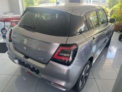Argento Usata 2024 Suzuki Swift Due volumi | 19.300 € (Buon prezzo)