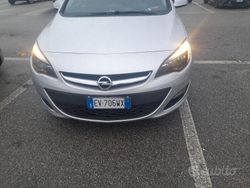 Grigio Usata 2014 Opel Astra Station wagon | 2700 €