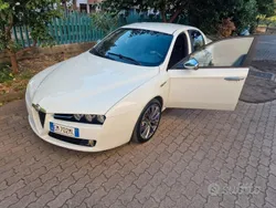 Usata 2012 Alfa Romeo 159 Tre volumi | 3500 € (Ottimo prezzo)