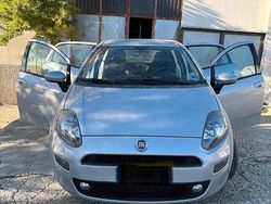 Grigio Usata 2013 Fiat Grande Punto Due volumi | 6000 €