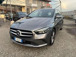 Grigio Usata 2019 Mercedes B180 Business Monovolume | 15.590 € (Buon prezzo)