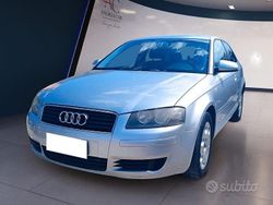 Grigio Usata 2004 Audi A3 Ambition Tre volumi | 4000 € (Cara)