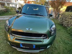 Verde british metallizzato Usata 2014 Mini Cooper SD Countryman Business SUV | 9500 € (Buon prezzo)