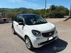 Bianco Usata 2016 Smart ForFour Passion Due volumi | 7900 € (Buon prezzo)