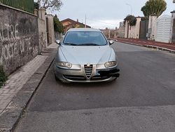 Grigio Usata 2003 Alfa Romeo 147 Due volumi | 2000 € (Buon prezzo)