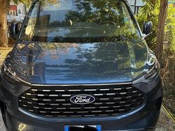 Blu Usata 2024 Ford Tourneo Custom Titanium Furgone | 42.000 € (Ottimo prezzo)